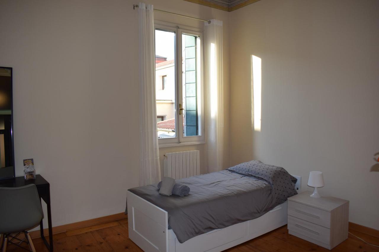 Casa Roma Rooms Падуа Екстериор снимка