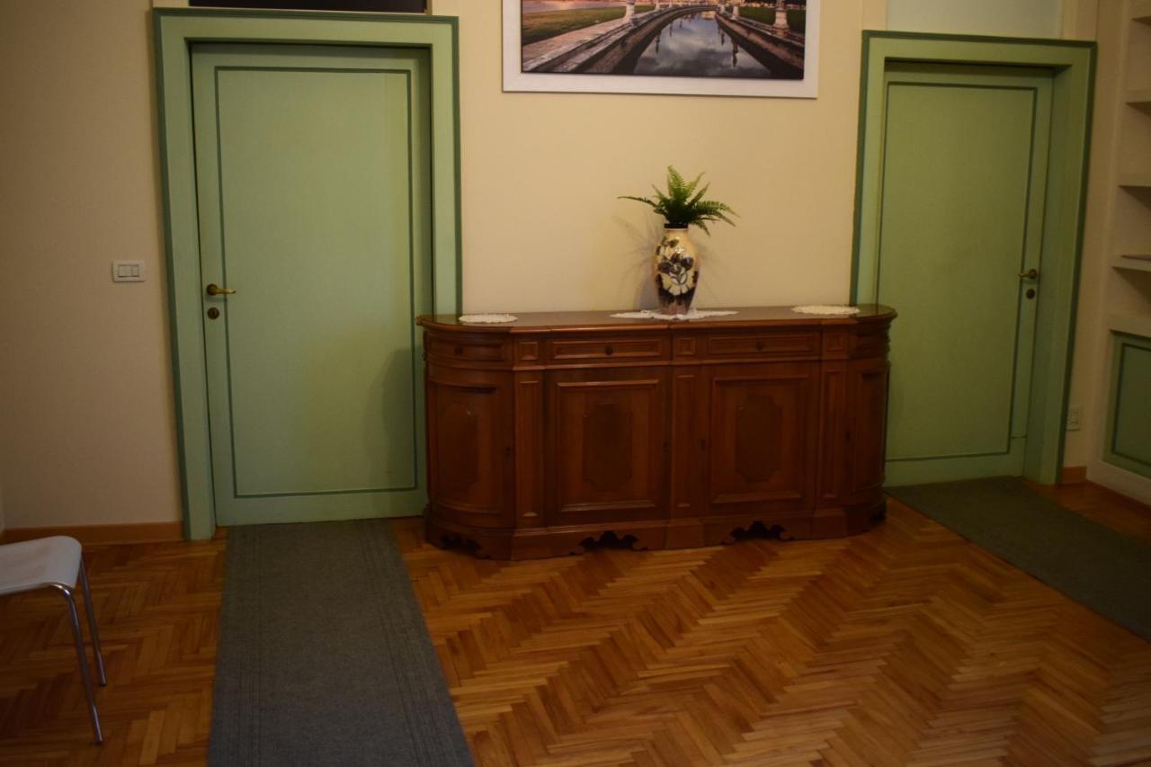 Casa Roma Rooms Падуа Екстериор снимка